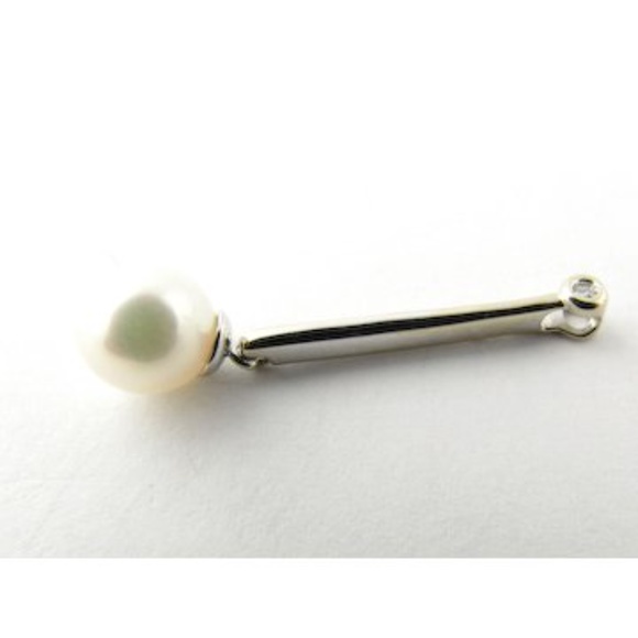 Vintage 14 Karat Yellow Gold Pearl and Diamond Pendant #3219 - Picture 2 of 6